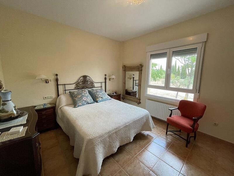 4 Cuarto Villa en venta