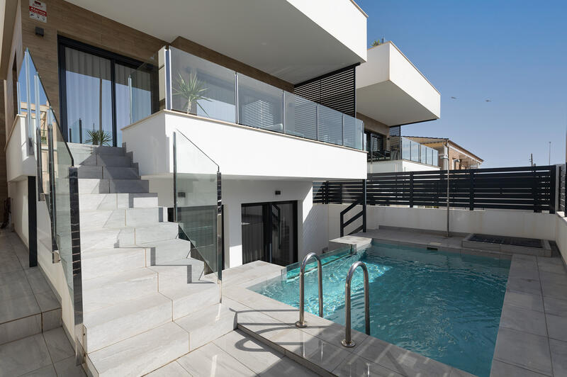 4 bedroom Villa for sale