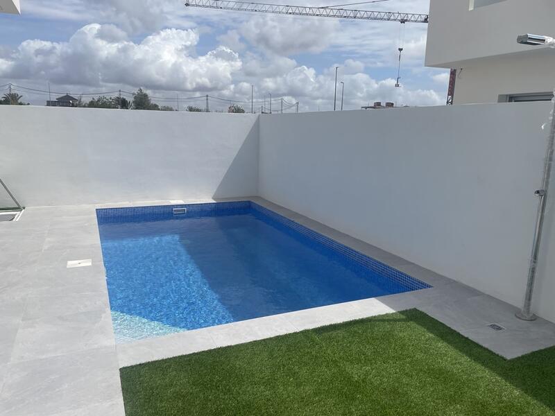 3 Cuarto Villa en venta