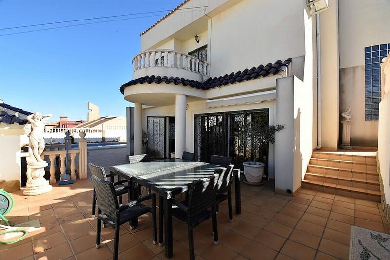 5 Cuarto Villa en venta