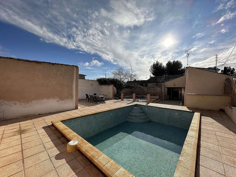 6 Cuarto Villa en venta