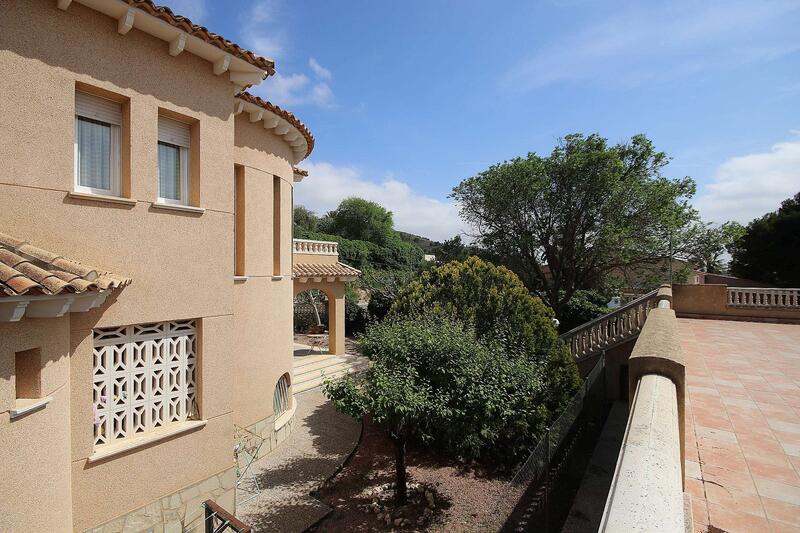 4 bedroom Villa for sale