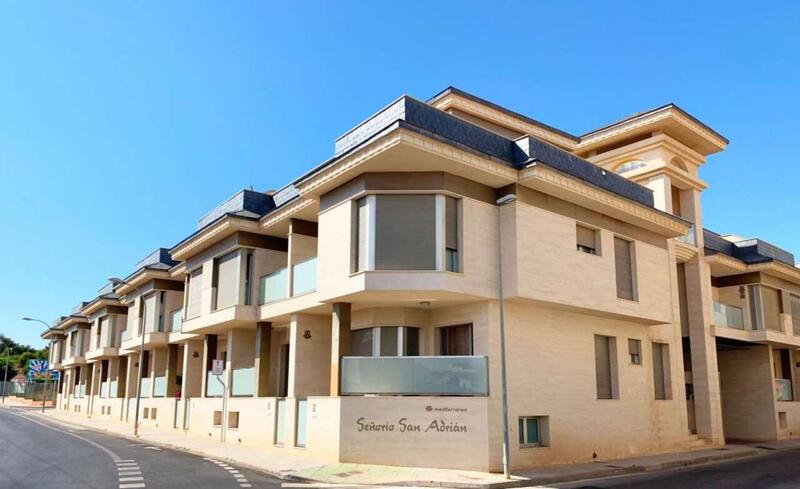 3 Cuarto Villa en venta