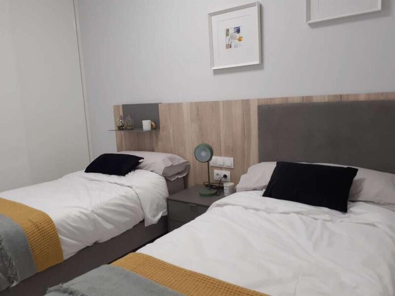 2 bedroom Apartment for sale