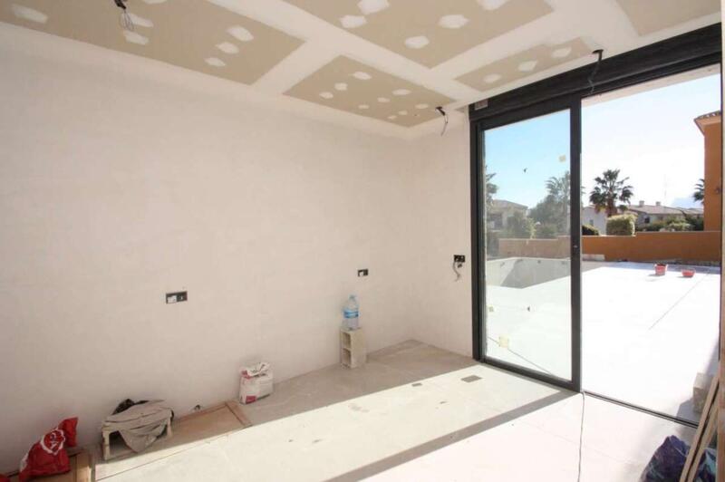 4 Cuarto Villa en venta