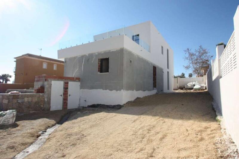 4 Cuarto Villa en venta
