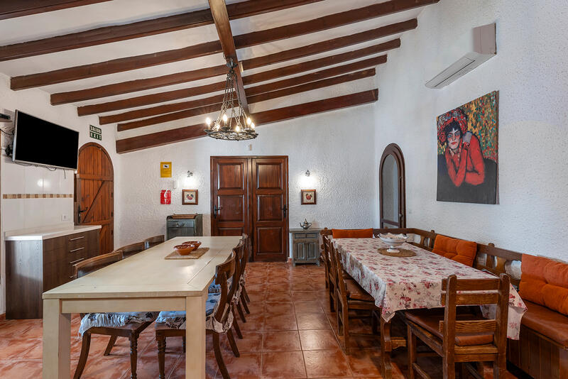 9 Cuarto Villa en venta