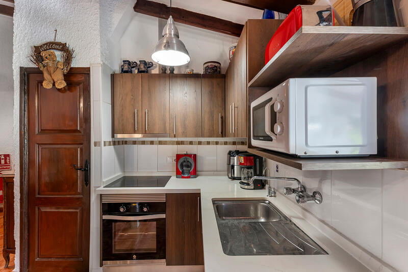 9 Cuarto Villa en venta