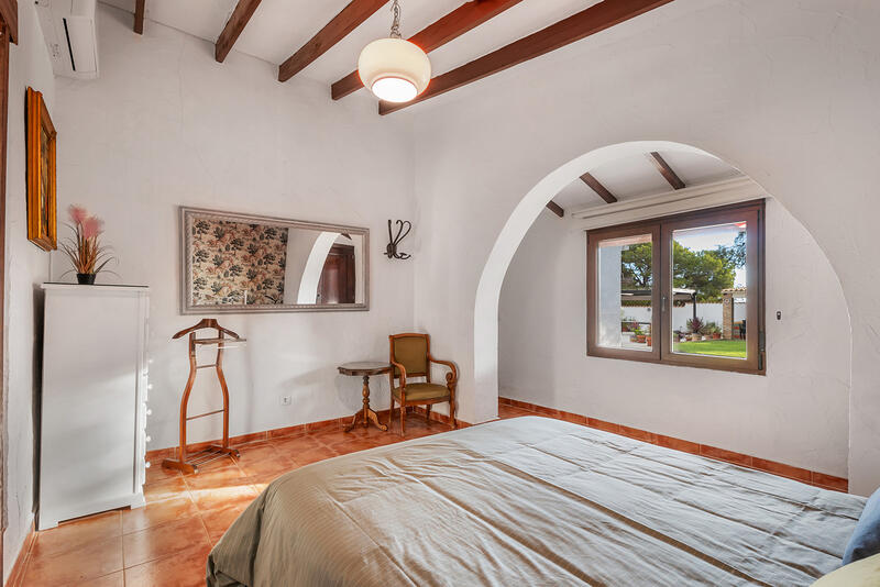 9 Cuarto Villa en venta