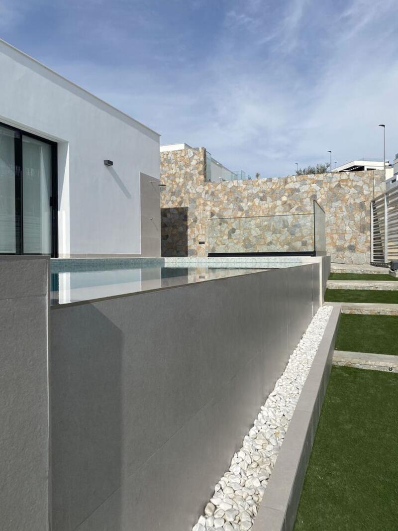 5 bedroom Villa for sale