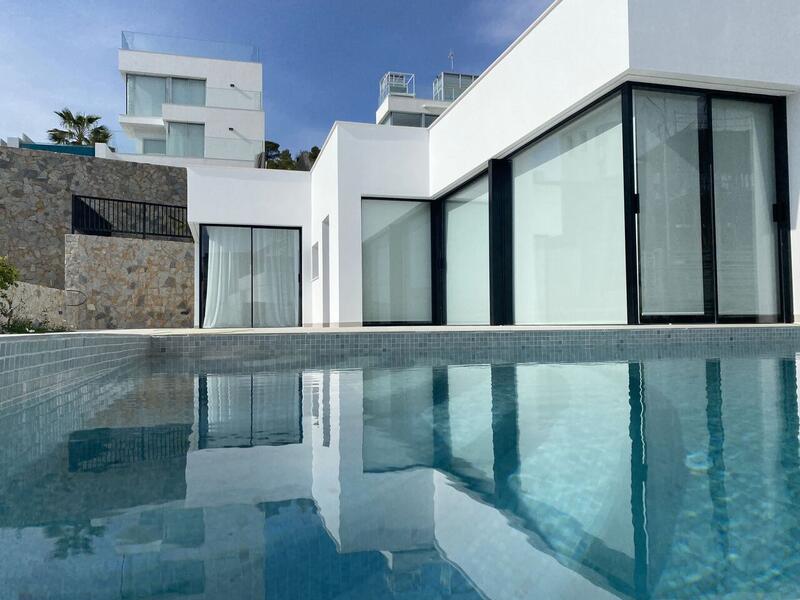 5 bedroom Villa for sale