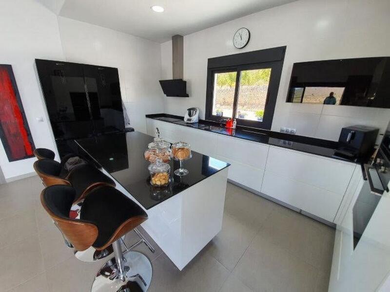 3 bedroom Villa for sale