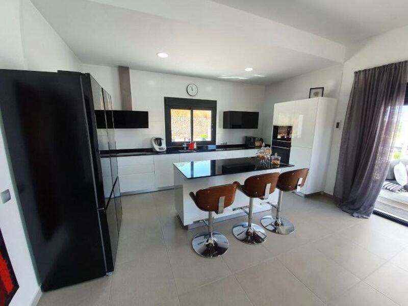 3 bedroom Villa for sale