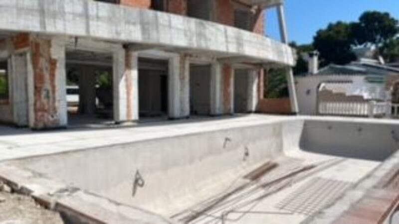 5 bedroom Villa for sale