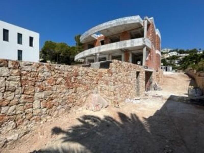 5 bedroom Villa for sale