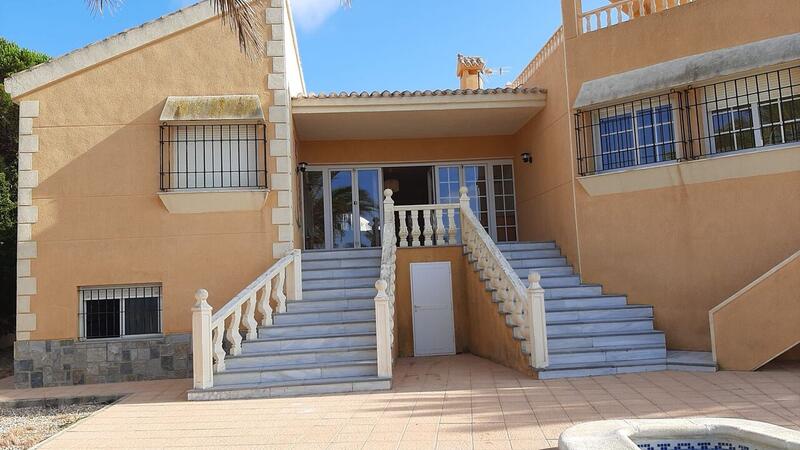 3 bedroom Villa for sale