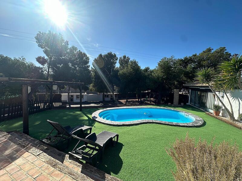 3 Cuarto Villa en venta