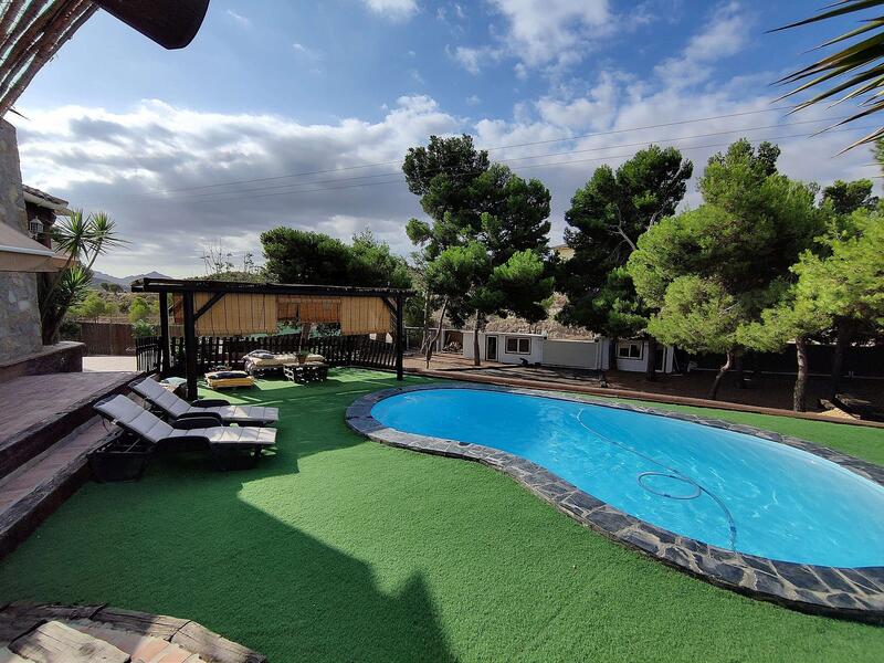 3 Cuarto Villa en venta