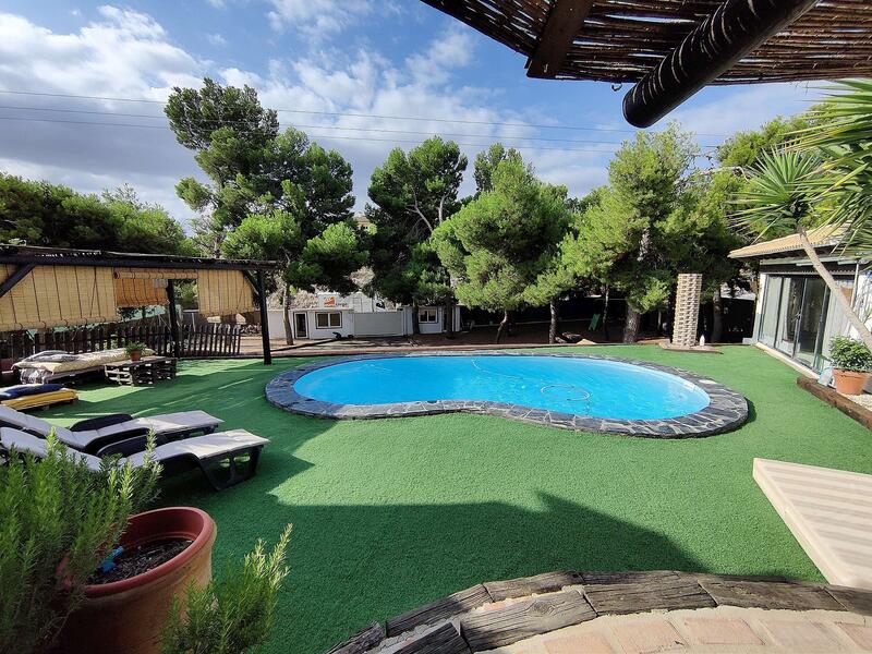 3 Cuarto Villa en venta