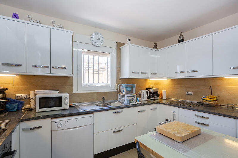 6 Cuarto Villa en venta