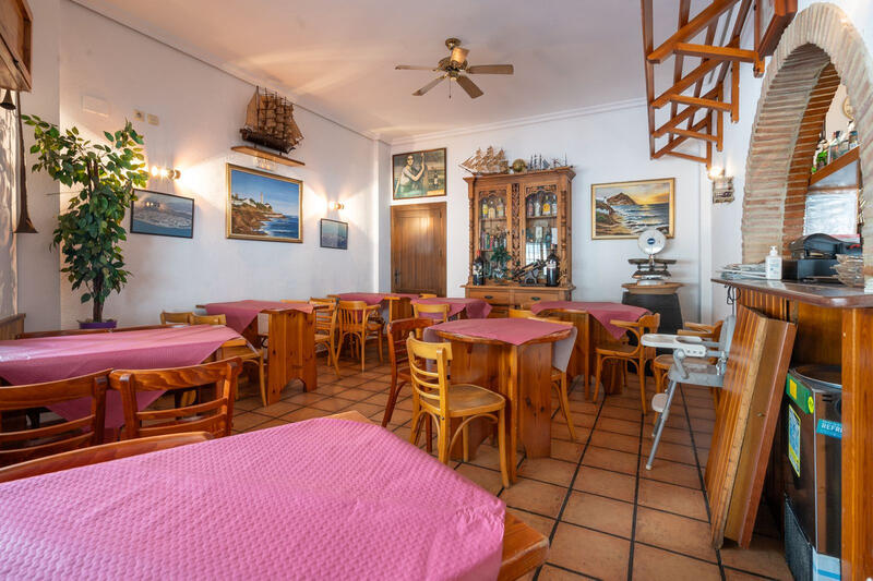 8 chambre Villa à vendre