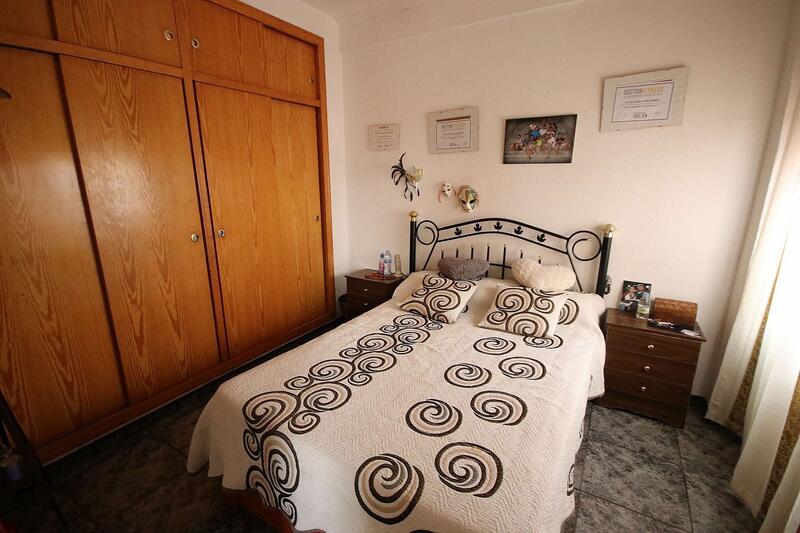 5 Schlafzimmer Stadthaus zu verkaufen