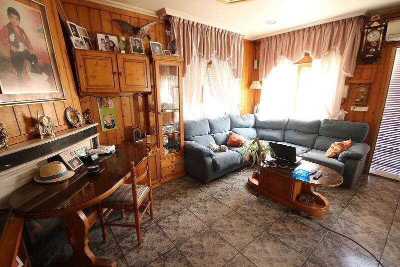 5 Schlafzimmer Stadthaus zu verkaufen
