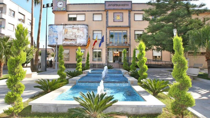 2 bedroom Townhouse for sale