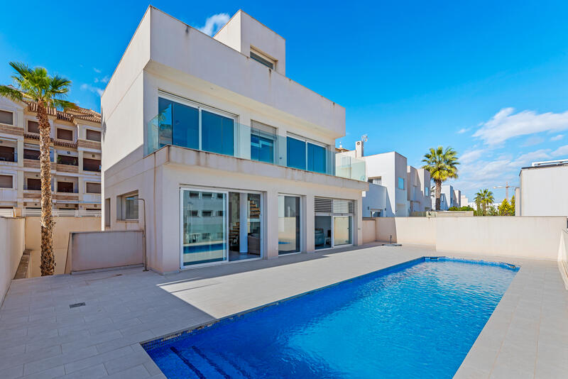 Villa zu verkaufen in Guardamar del Segura, Alicante