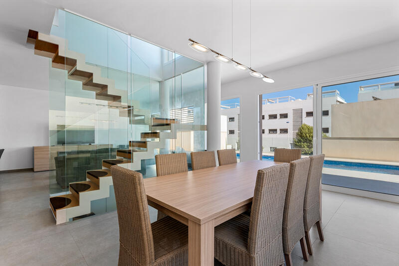 4 bedroom Villa for sale