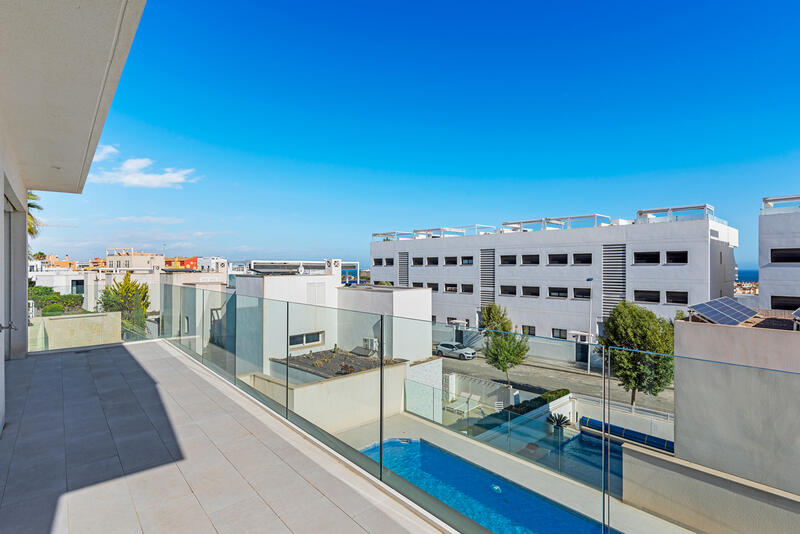 4 bedroom Villa for sale