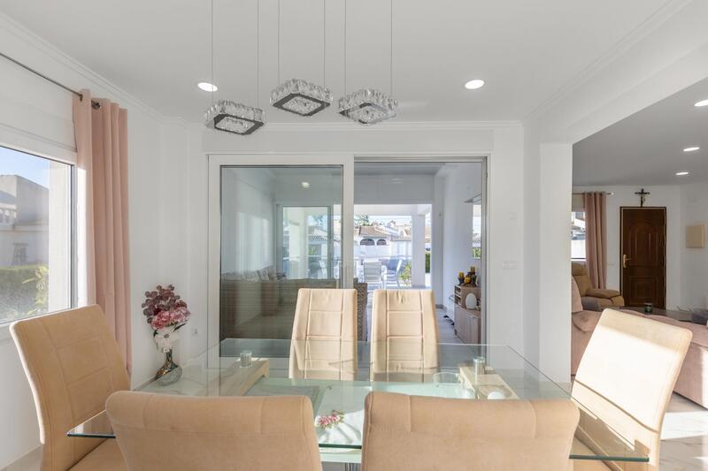 3 bedroom Villa for sale