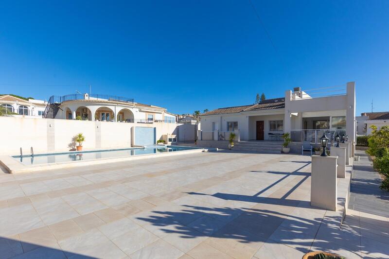 3 bedroom Villa for sale