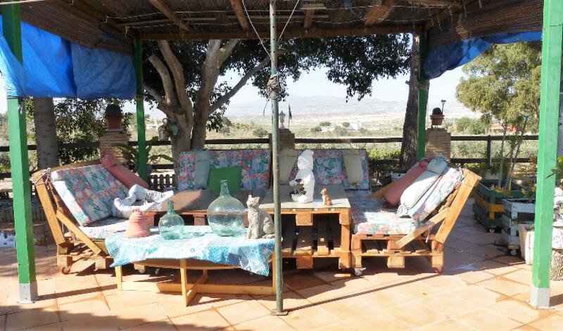 2 Schlafzimmer Landhaus zu verkaufen