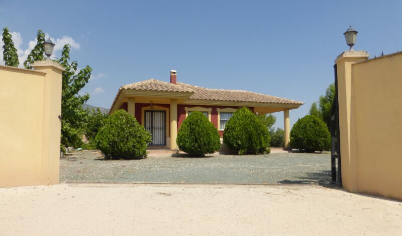 3 Cuarto Casa de Campo en venta