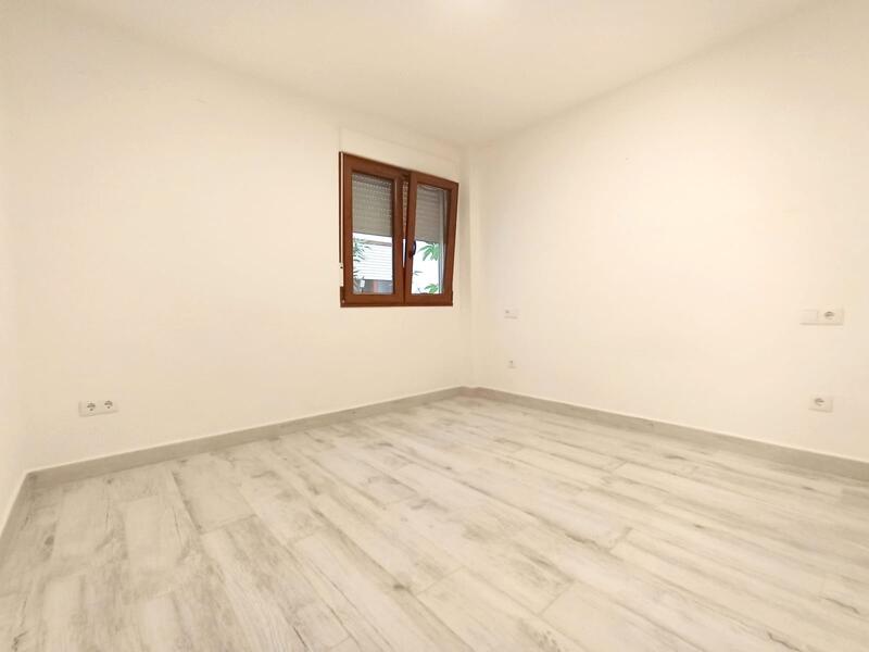 4 bedroom Apartment for sale
