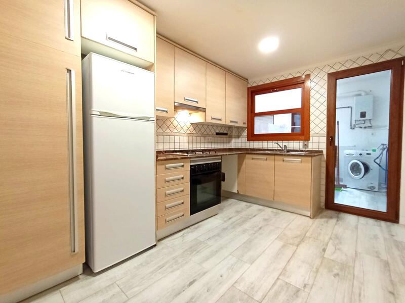 4 bedroom Apartment for sale