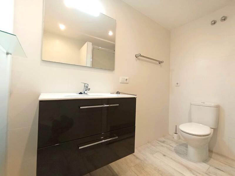 4 bedroom Apartment for sale