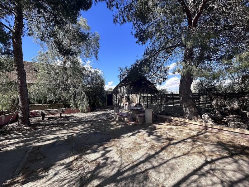 3 chambre Auberge à vendre