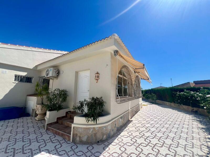 4 chambre Auberge à vendre