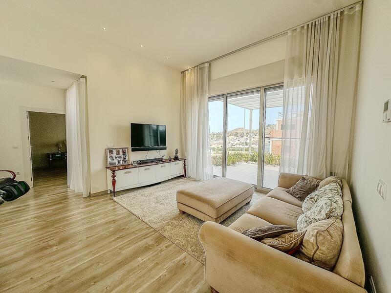 3 Cuarto Villa en venta