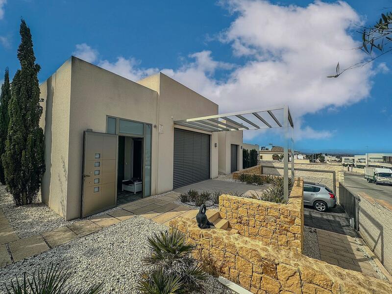 3 Cuarto Villa en venta
