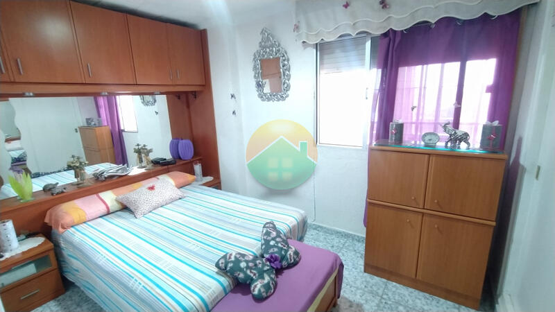 2 bedroom Apartment for sale