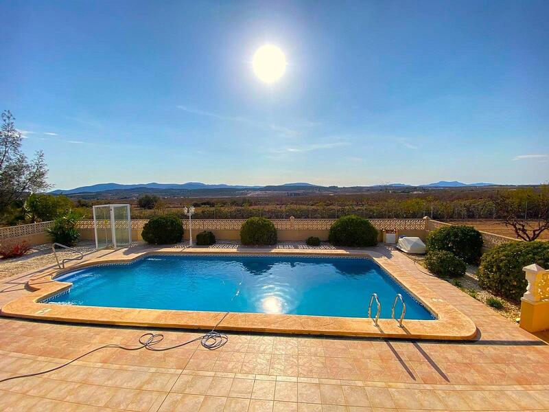 4 Cuarto Casa de Campo en venta