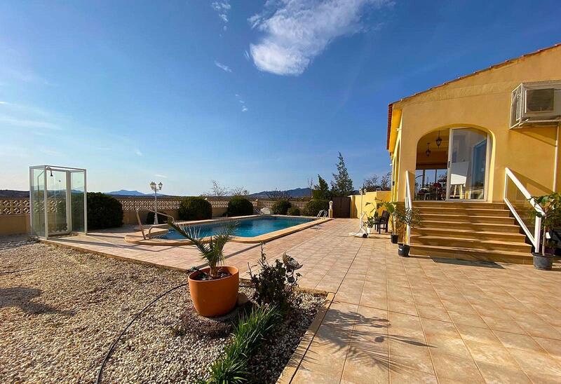 4 Cuarto Casa de Campo en venta