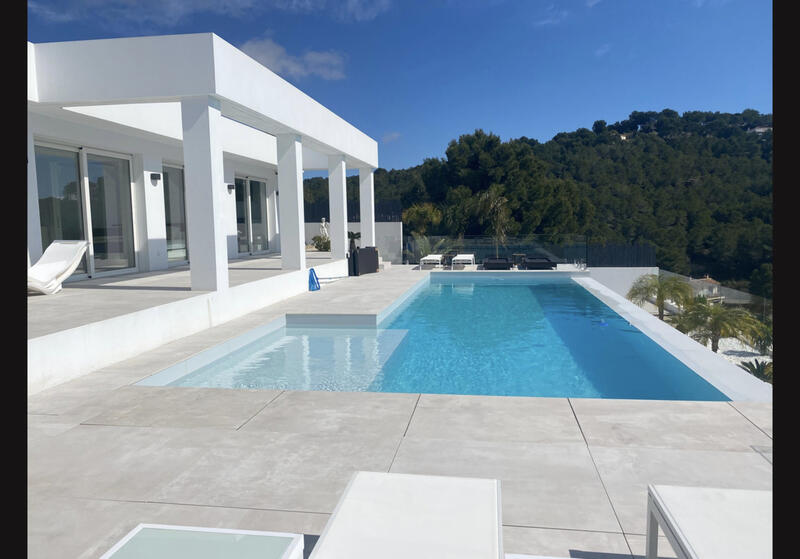 4 Cuarto Villa en venta