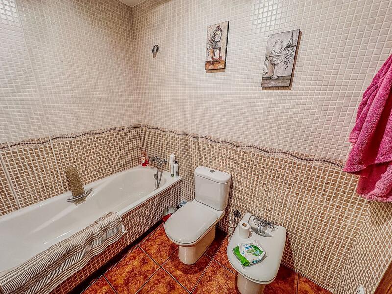 4 Cuarto Villa en venta