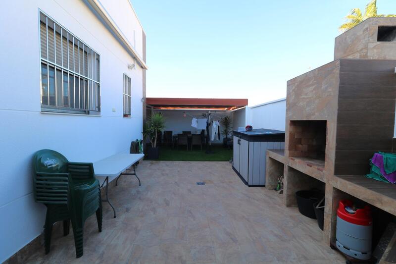4 bedroom Villa for sale