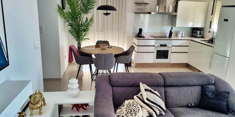 2 Cuarto Villa en venta