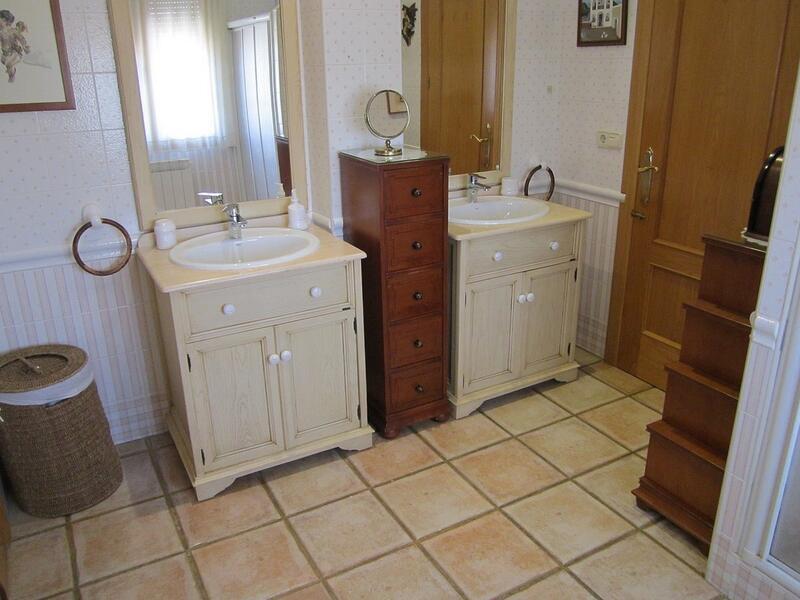 6 Cuarto Villa en venta